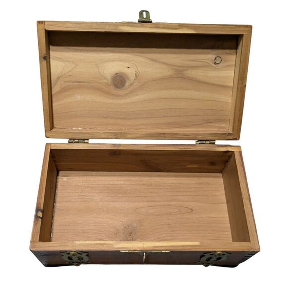 Cedar Wooden Trinket Box Brass Accents Hinged Lid Jewelry Storage sm Rustic Deco - Picture 4 of 12